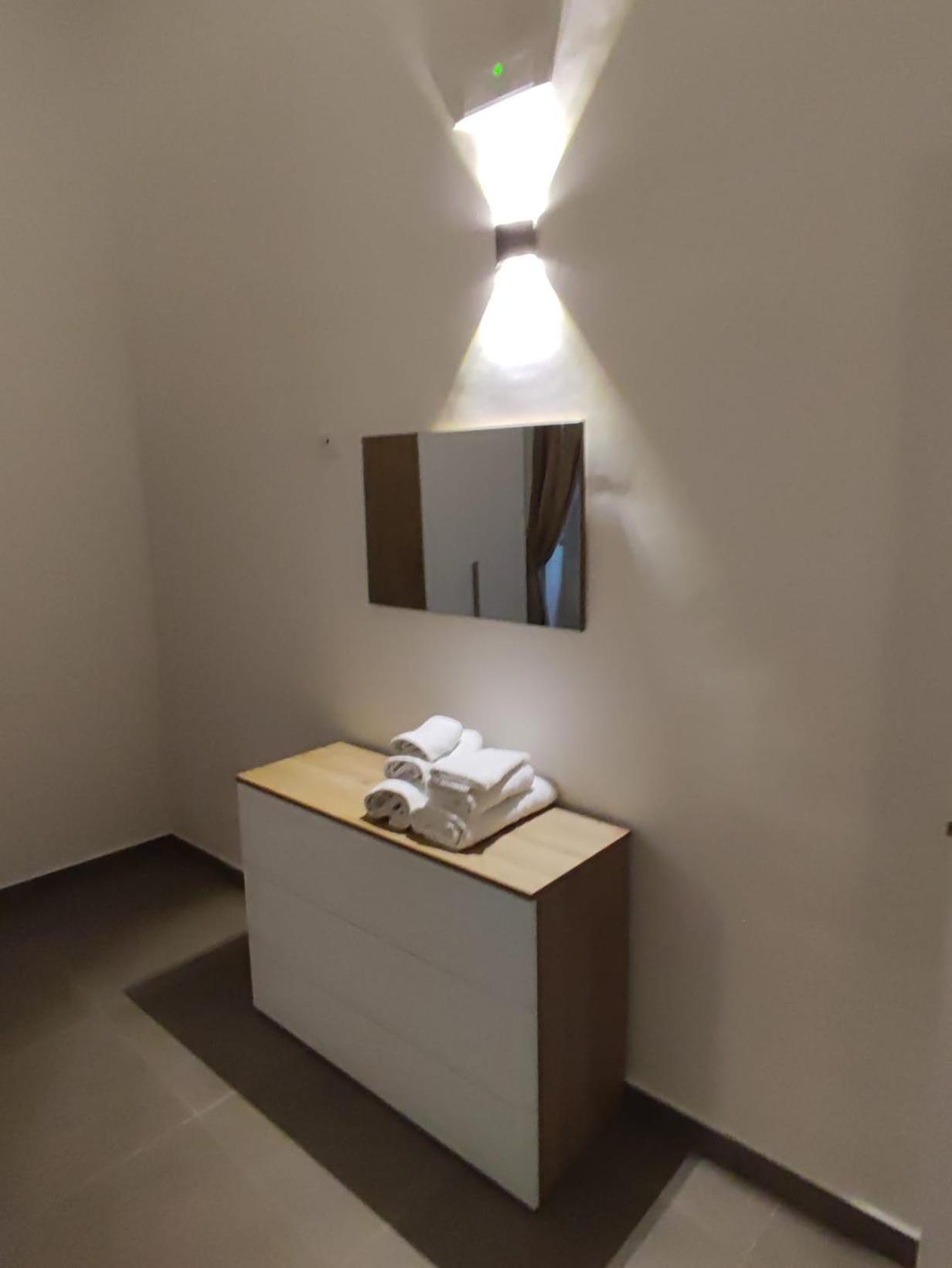Armhouse Apartment Ostuni Bagian luar foto